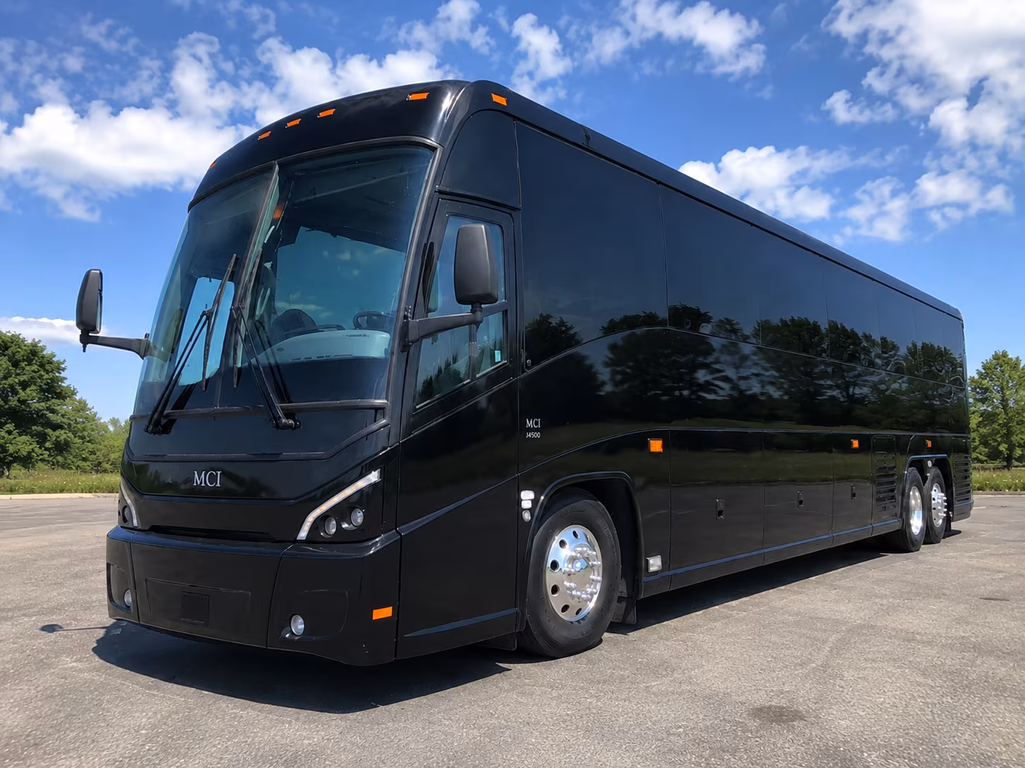arlingtoncharterbusservices com will help you find wedding buses to loudoun county and shenandoah valley venues