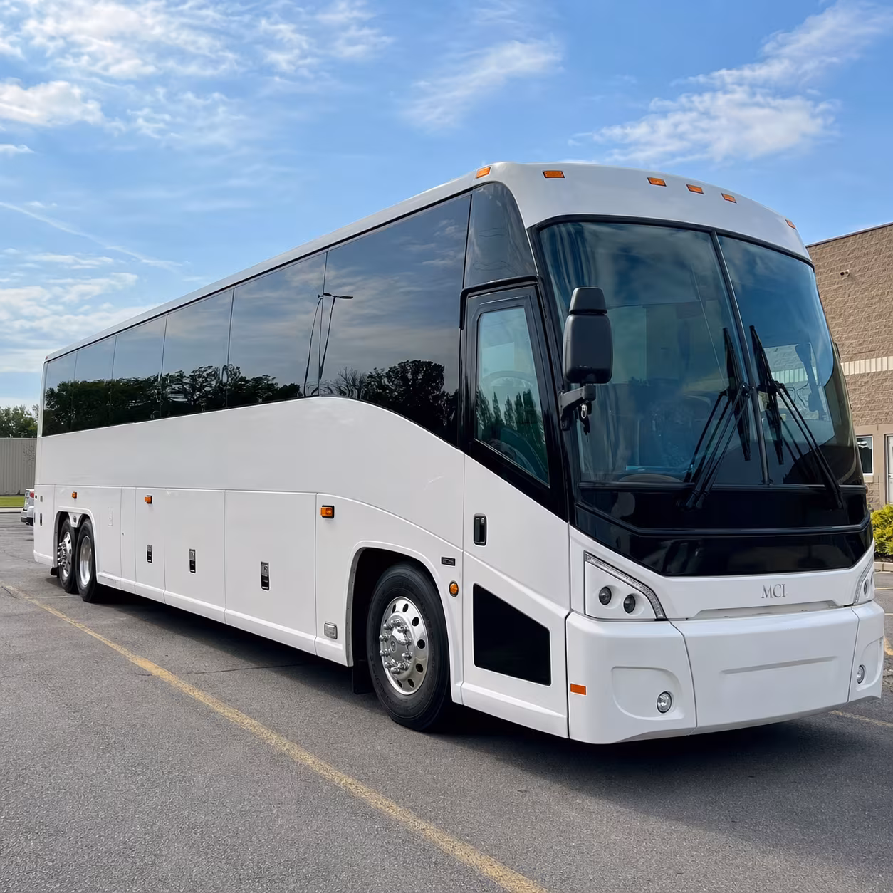 charter buses to jiffy lube live make concert night on i 66 easy