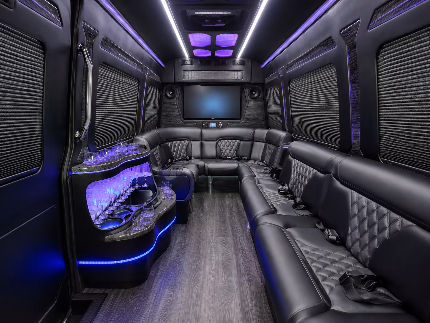 daily commuter shuttles between ballston rosslyn and tysons your team will actually use